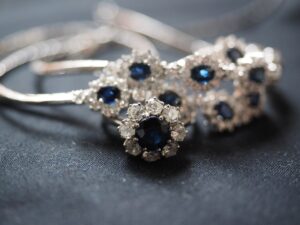 pierre precieuse bague fiancailles