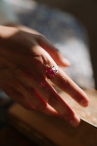 pierre precieuse bague fiancailles