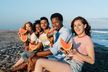 5 conseils pour organiser un enterrement de vie de garçon jeune fille réussi