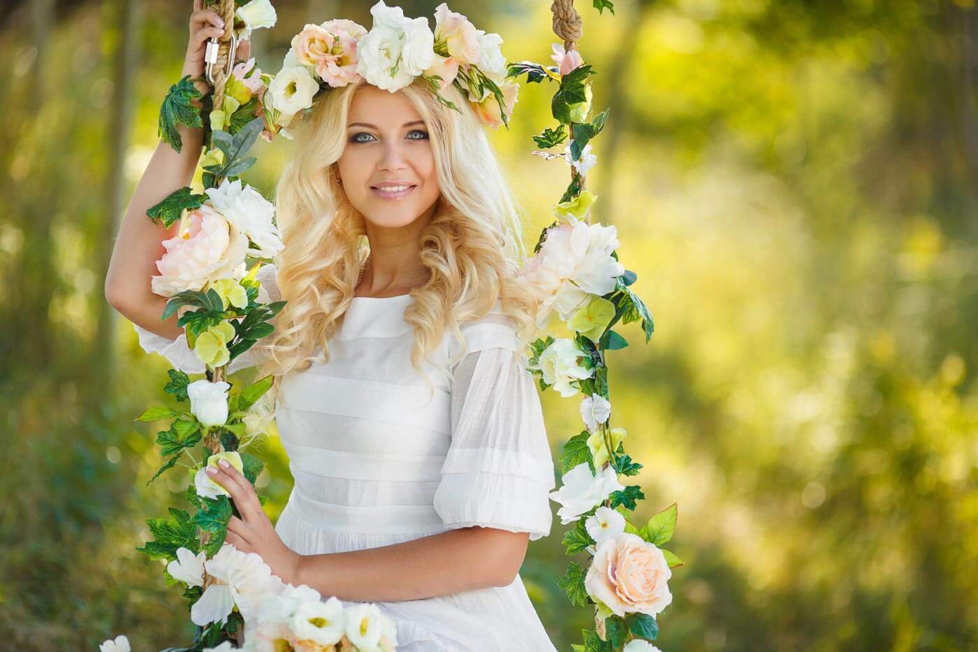 mariée avec couronne de fleurs