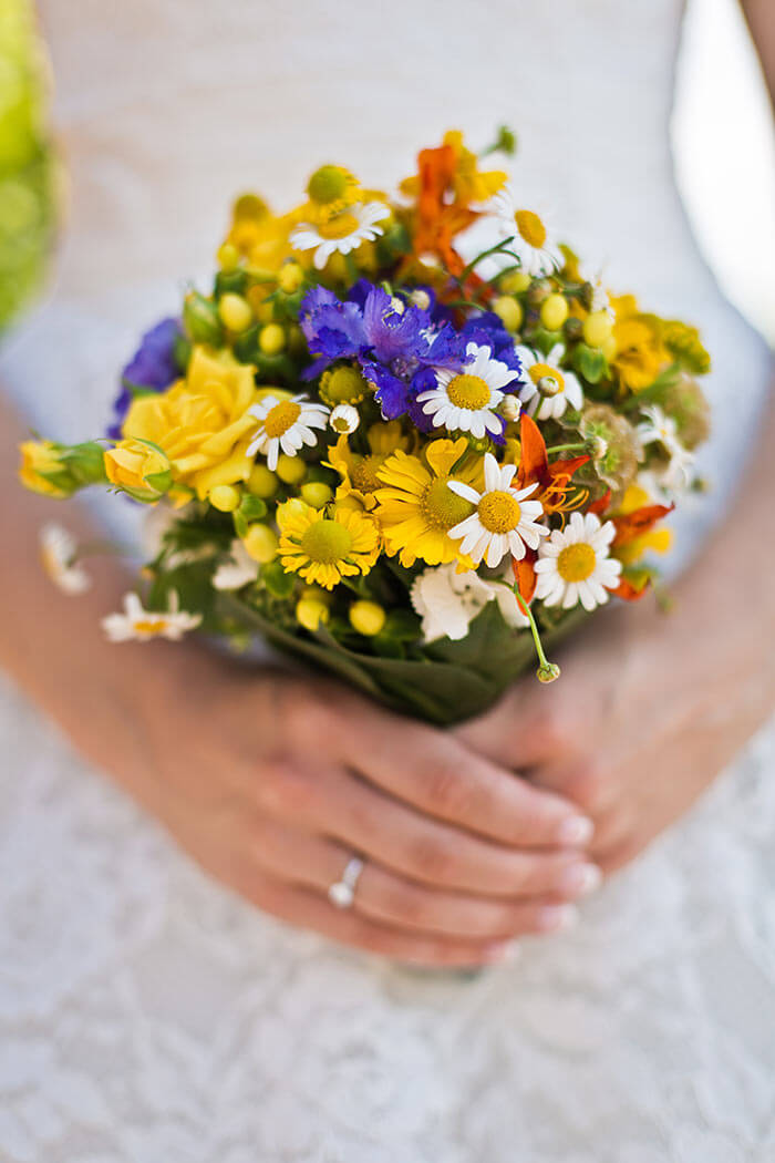 bouquet de mariée fleurs des champs