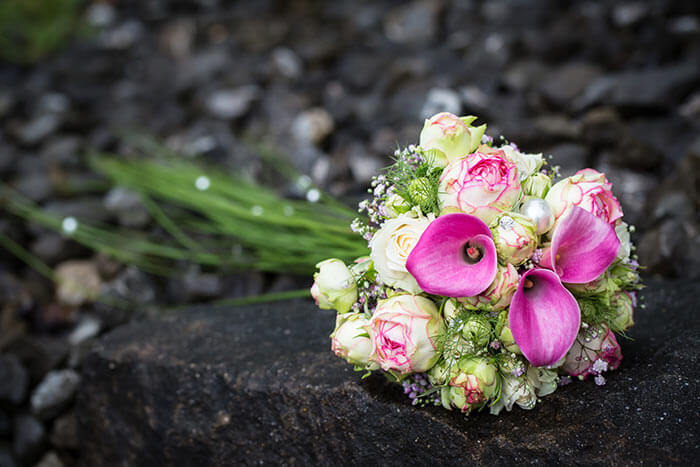 bouquet de mariée en rose et vert
