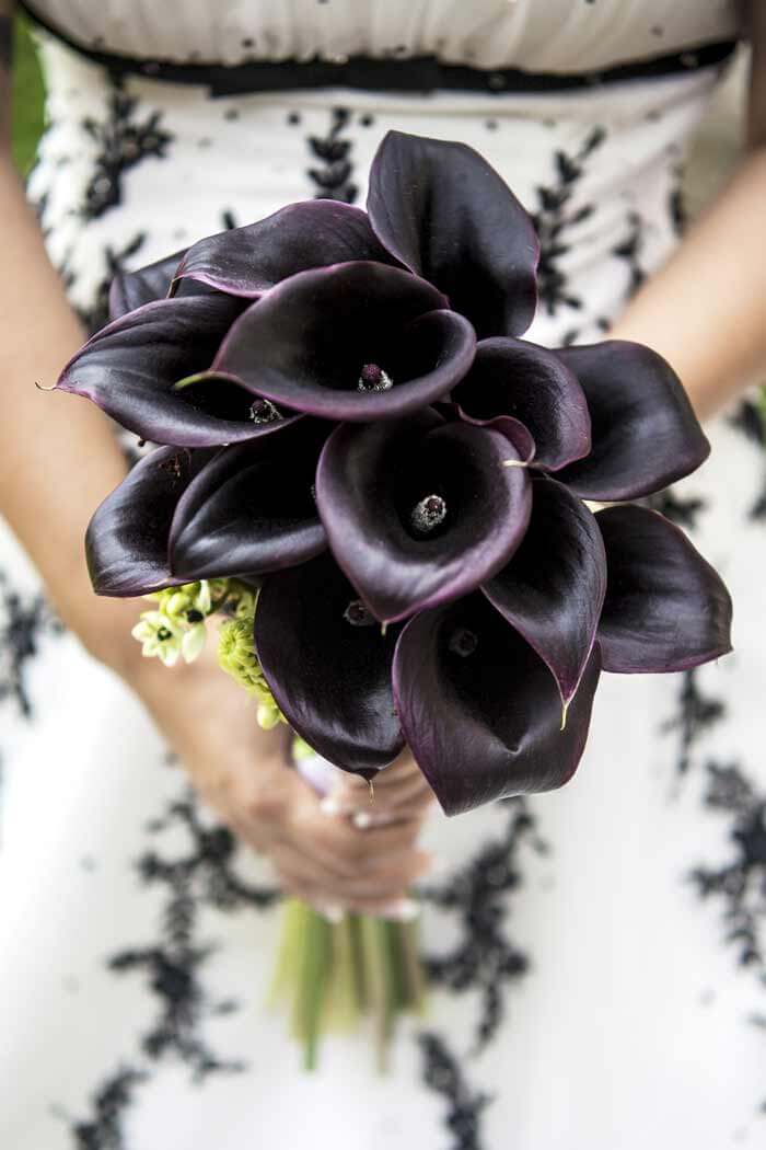 bouquet de mariée noir et blanc