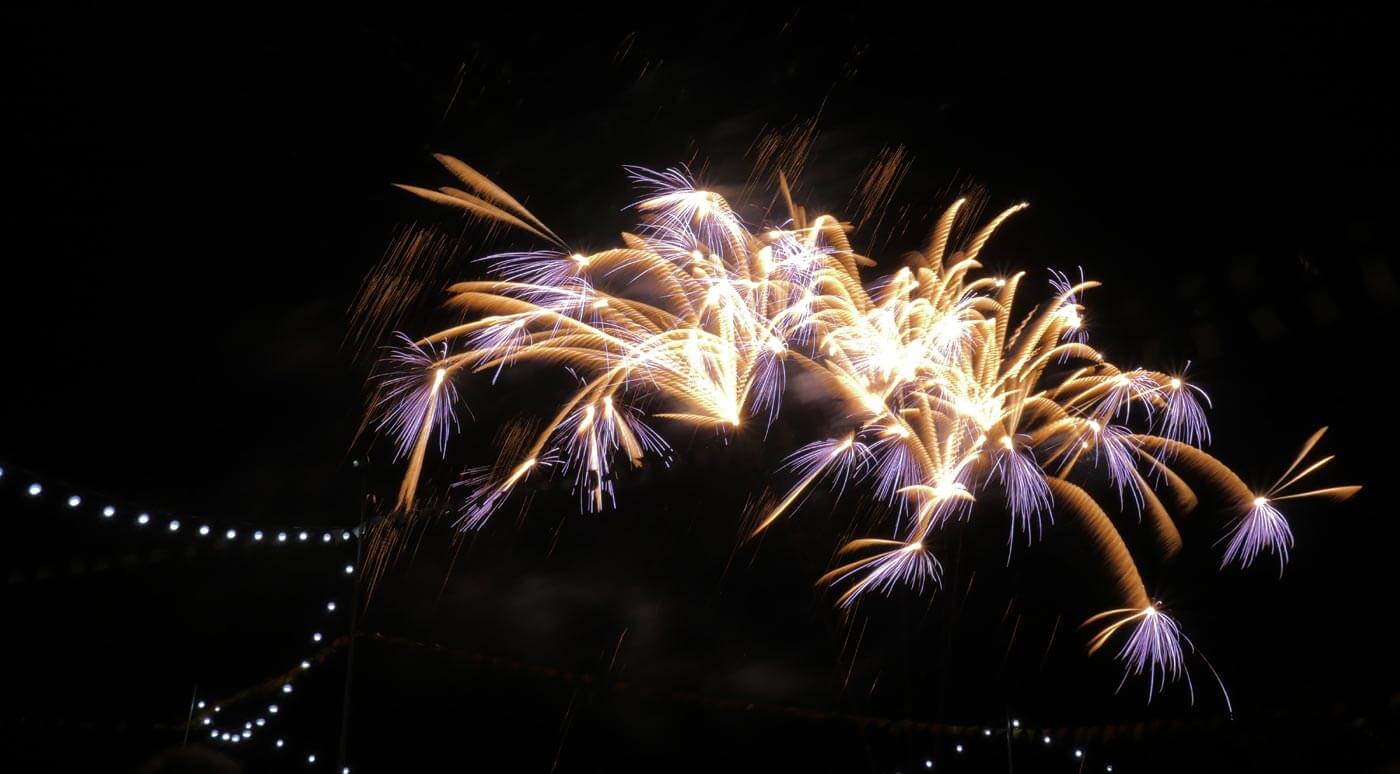 Feu d'artifice au mariage
