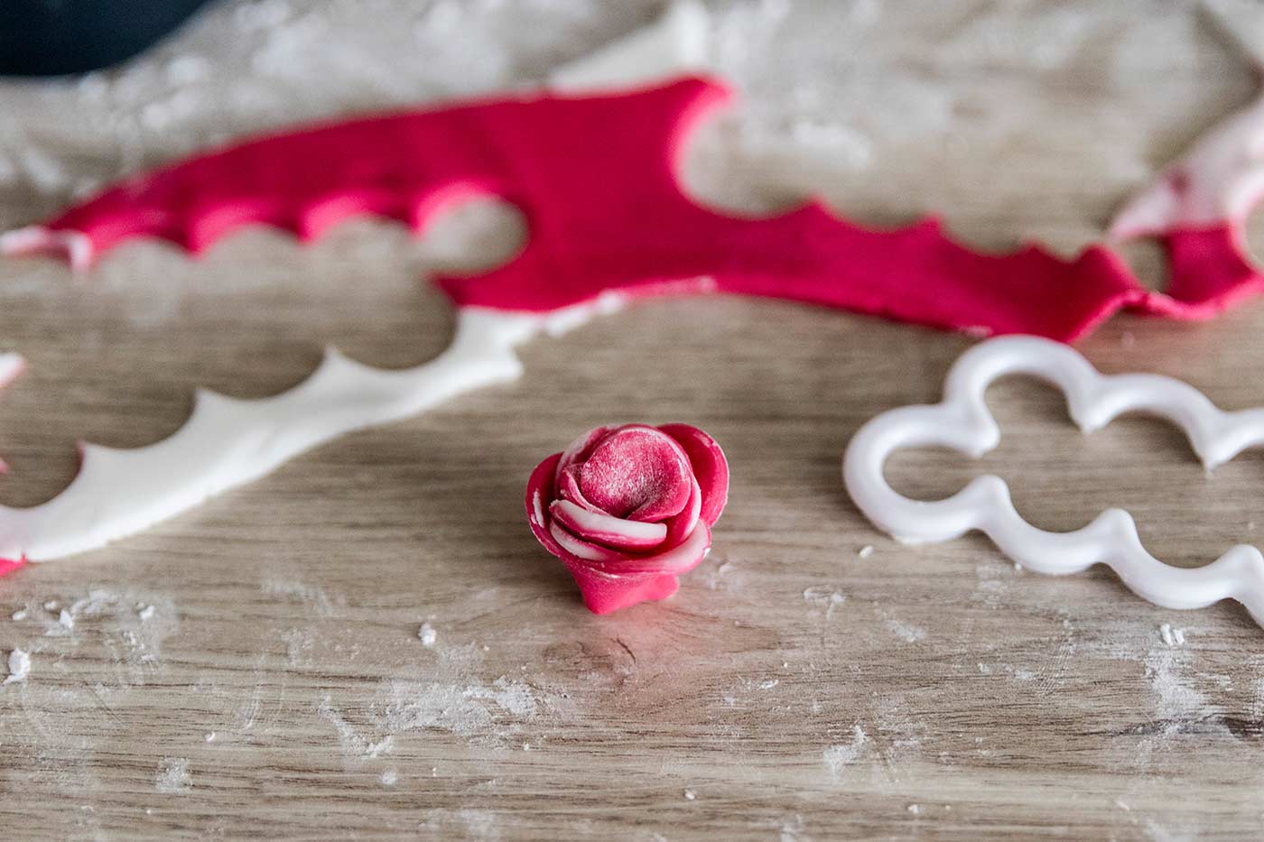 Fondant emporte-pièce rose