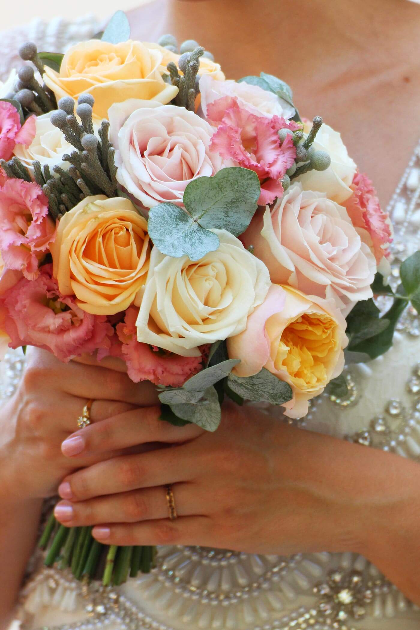 bouquet de mariage avec roses