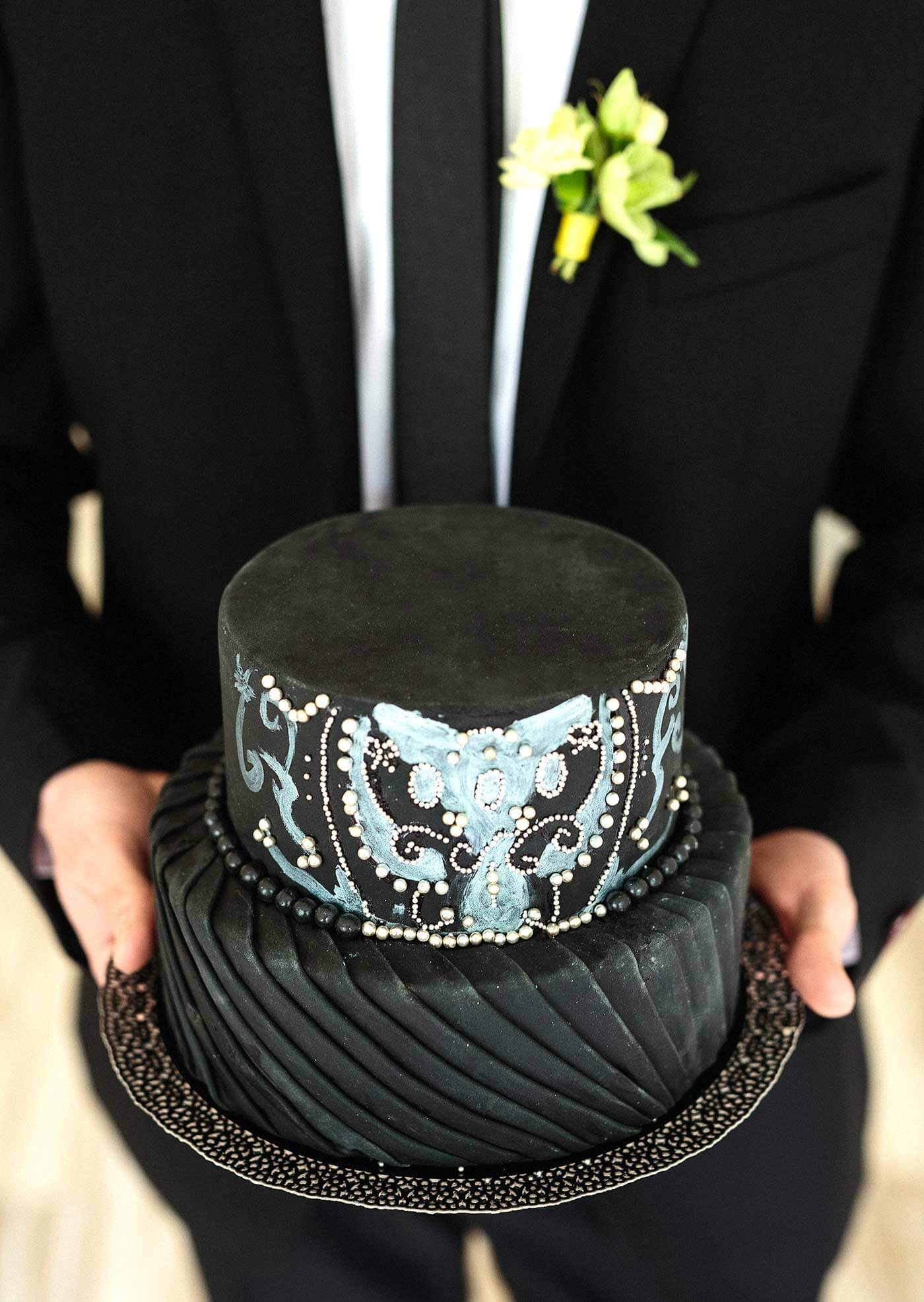 gâteau de mariage noir