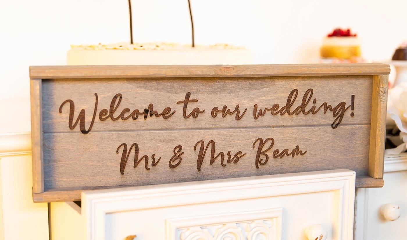 Lasercut panneau de bienvenue