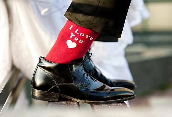Photos de mariage amusantes avec des chaussettes