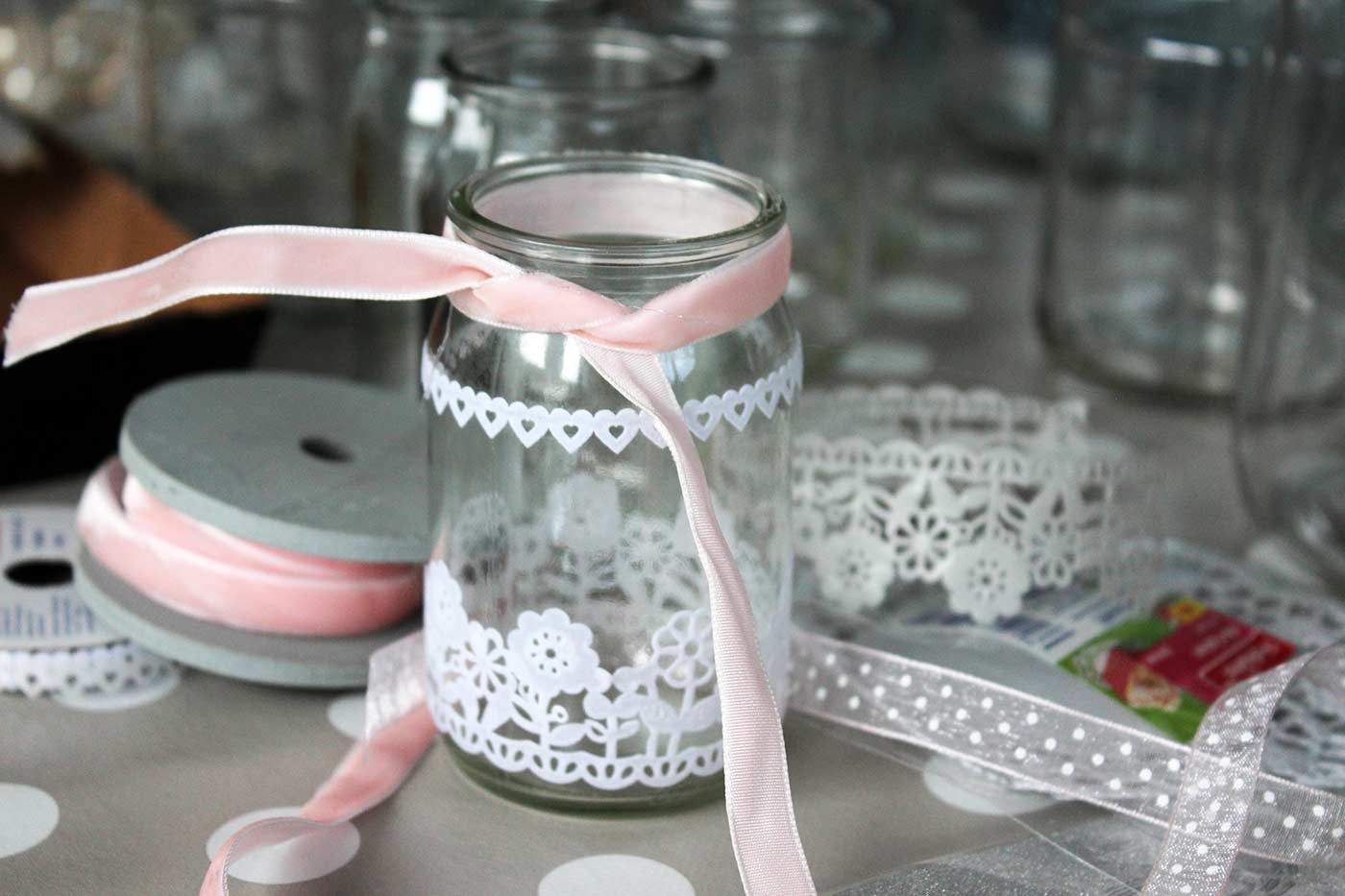 décorer des pots de confiture