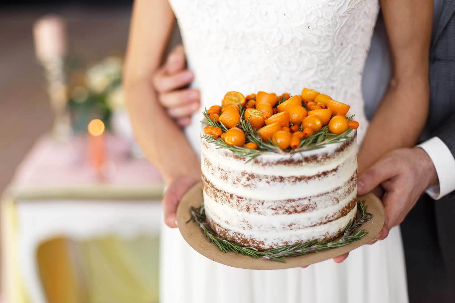 Gâteau de mariage nu