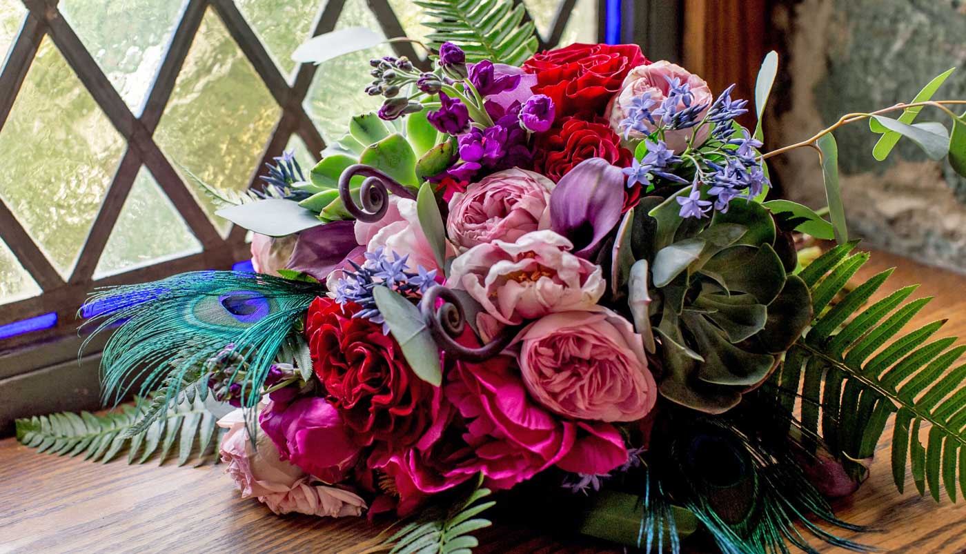 plume de paon bouquet de mariée