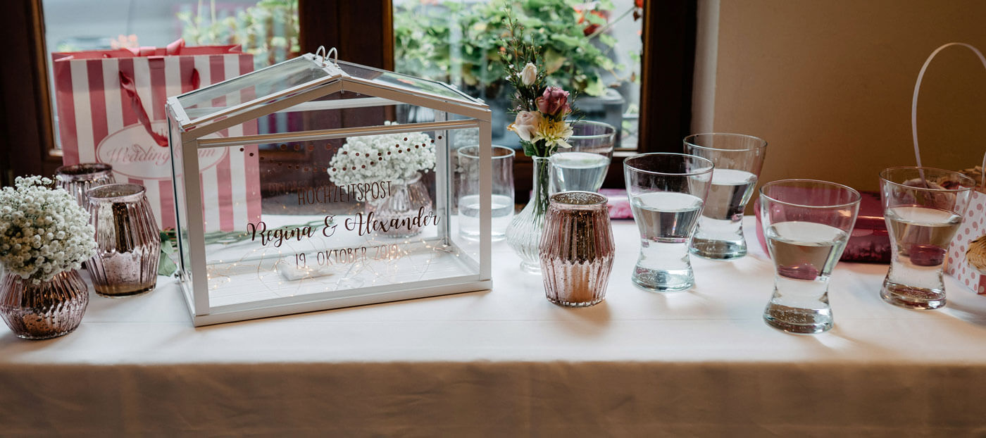 Table pour les cadeaux
