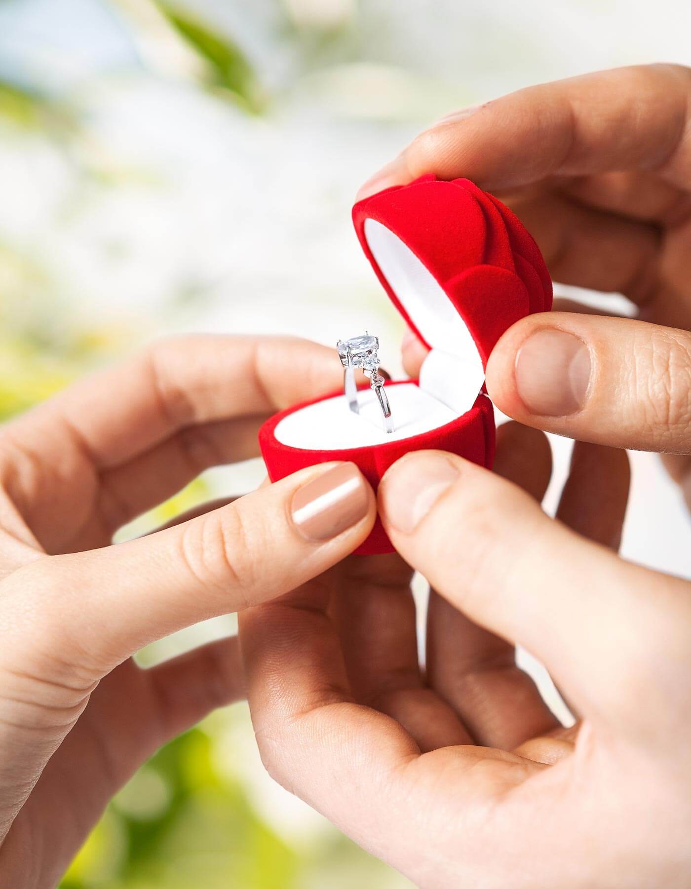 bague de fiançailles argent