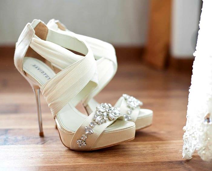 robe de mariée courte : chaussures