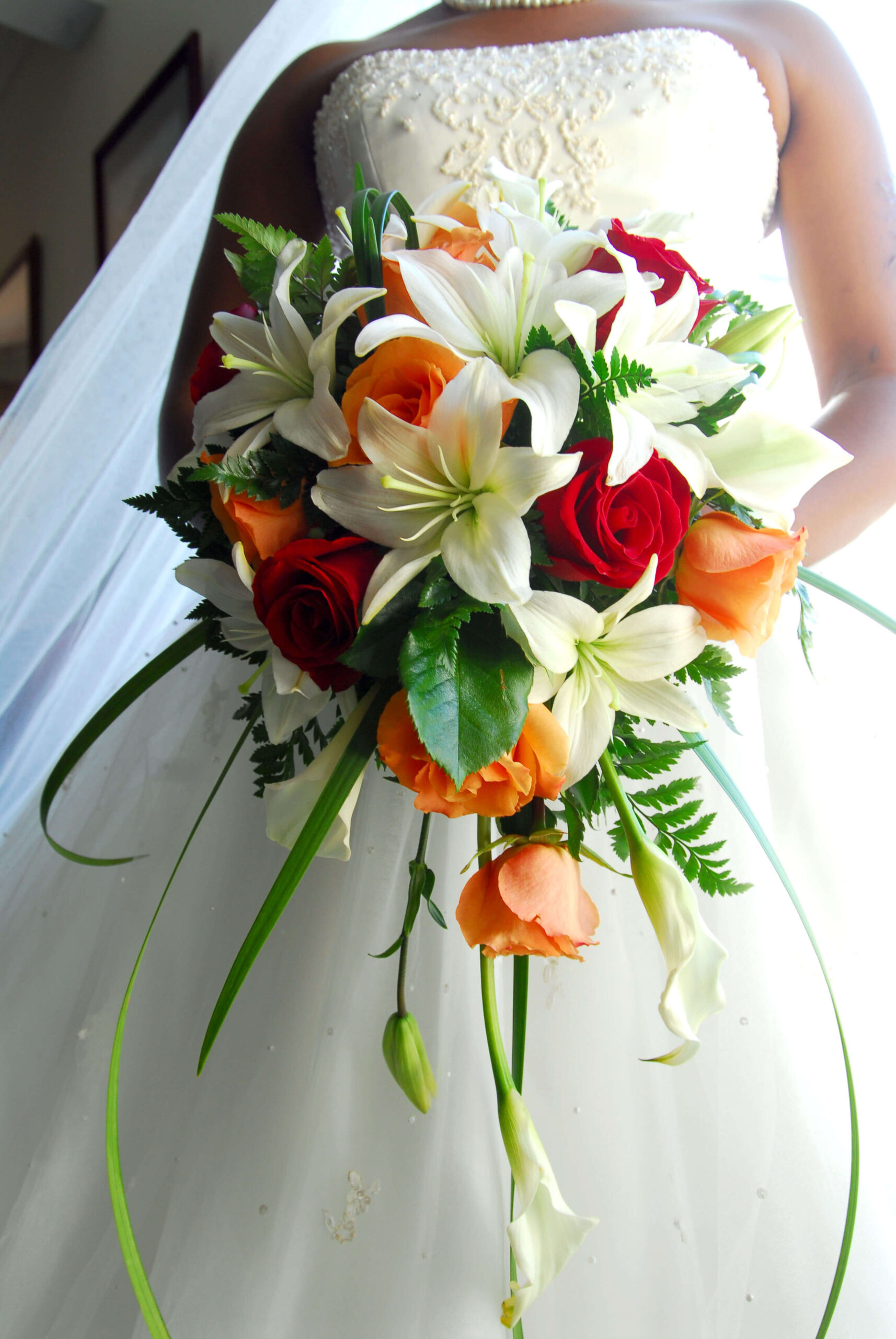 bouquet de mariée lys roses calla